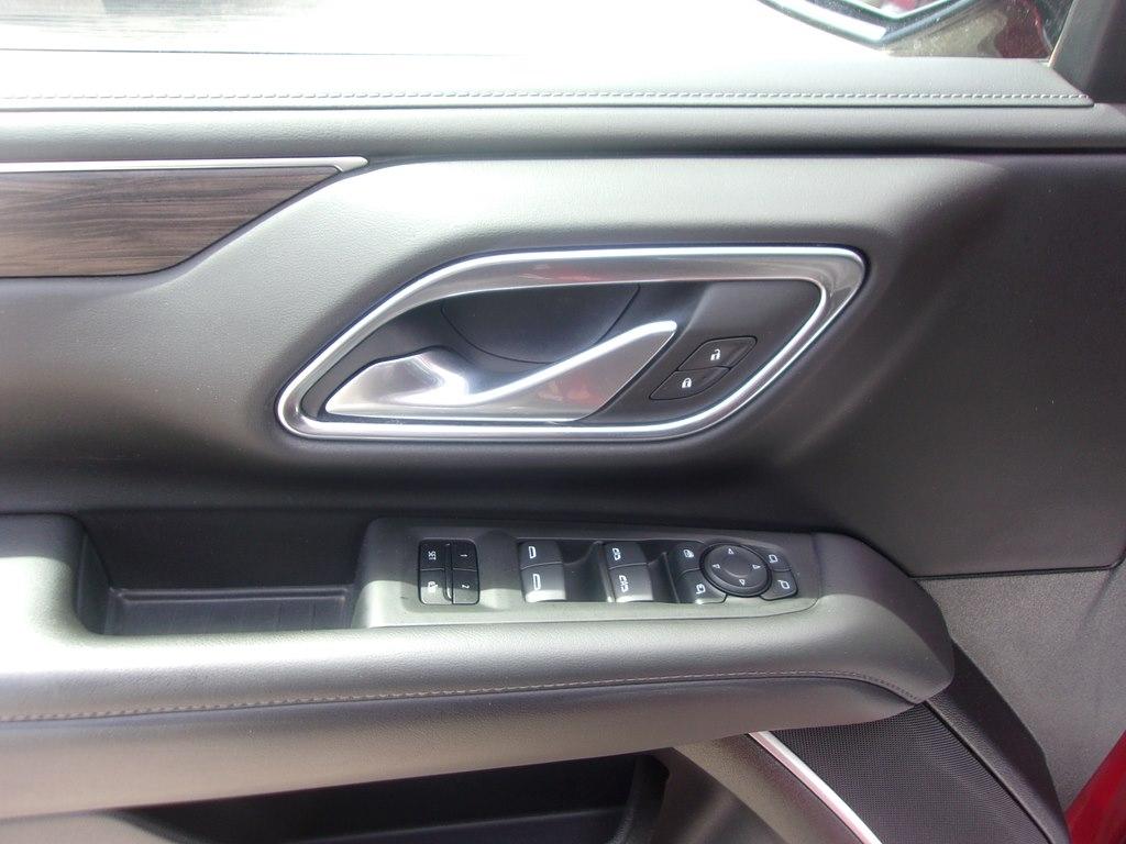 Chevrolet Tahoe 4WD 4dr LT 2022