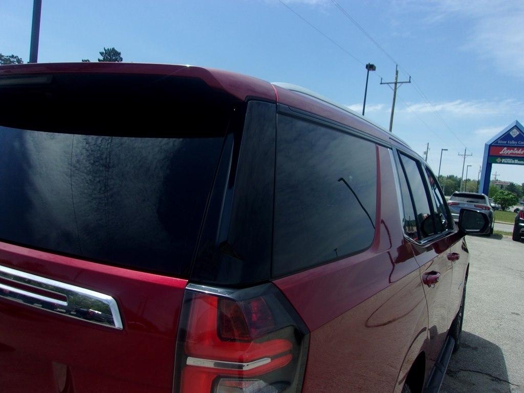 Chevrolet Tahoe 4WD 4dr LT 2022