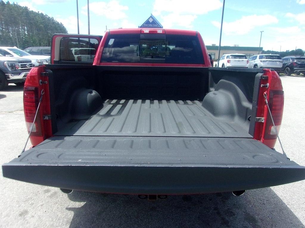 RAM 1500 4WD Crew Cab 149" Sport 2017