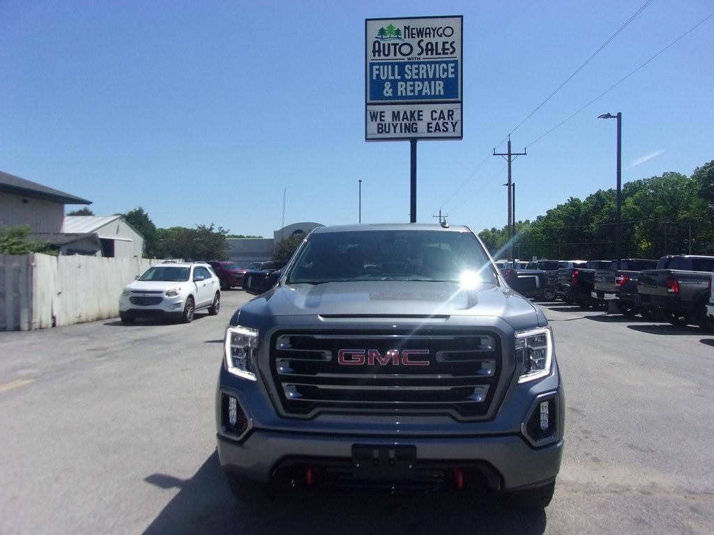 GMC Sierra 1500 4WD Crew Cab 147" AT4 2021