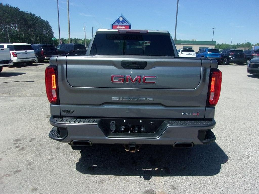 GMC Sierra 1500 4WD Crew Cab 147" AT4 2021