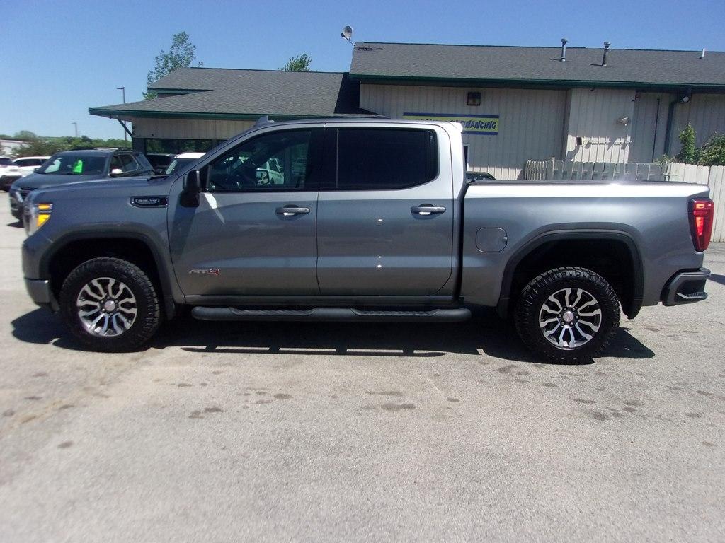 GMC Sierra 1500 4WD Crew Cab 147" AT4 2021