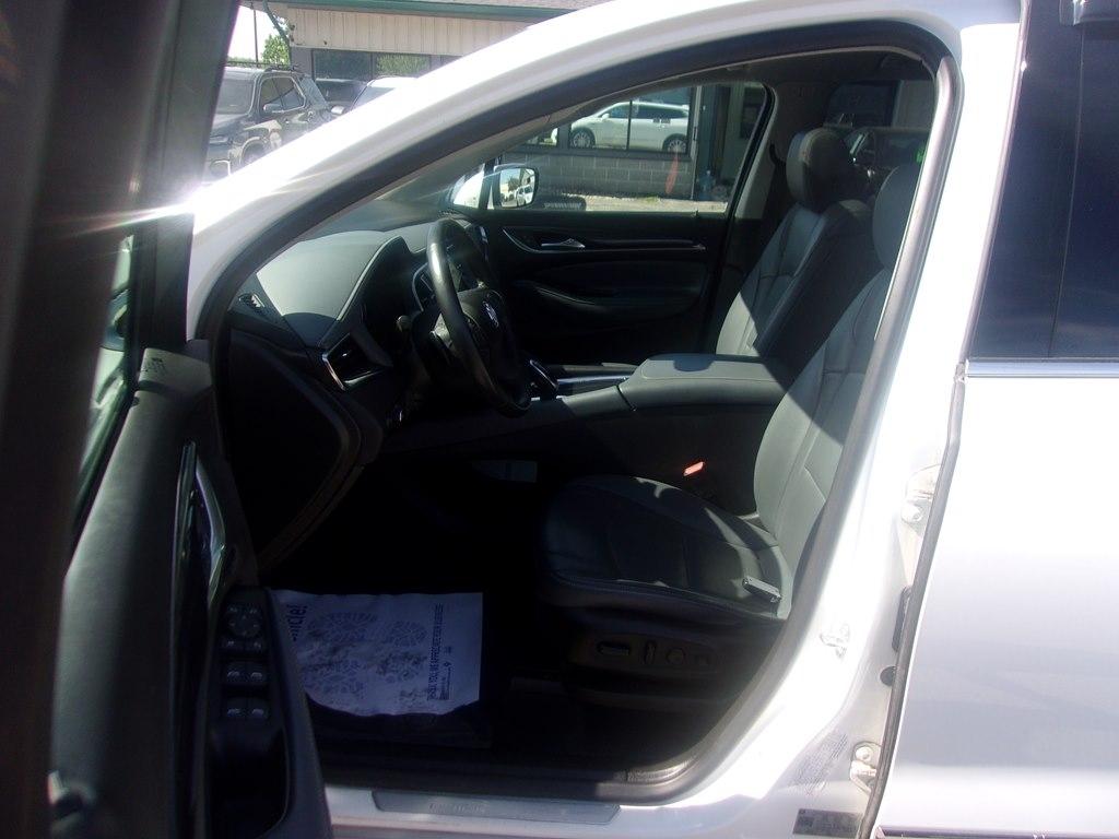 Buick Enclave AWD 4dr Premium 2021
