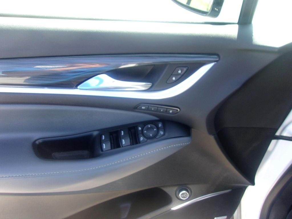 Buick Enclave AWD 4dr Premium 2021