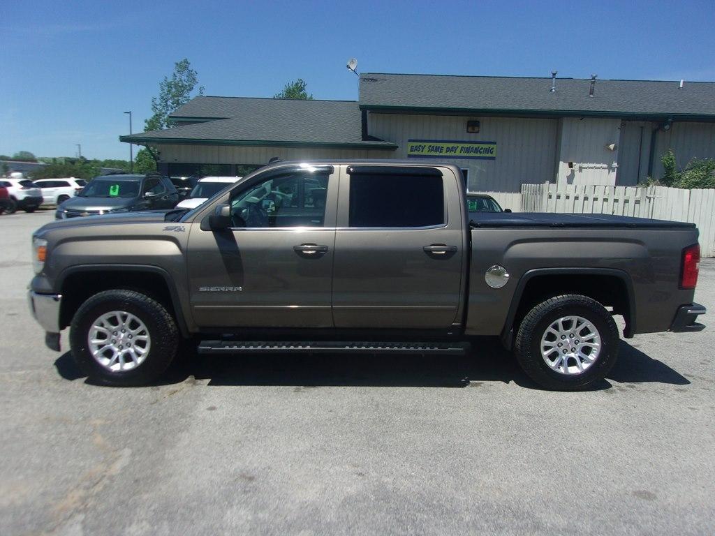 GMC Sierra 1500 4WD Crew Cab 143.5" SLE 2014