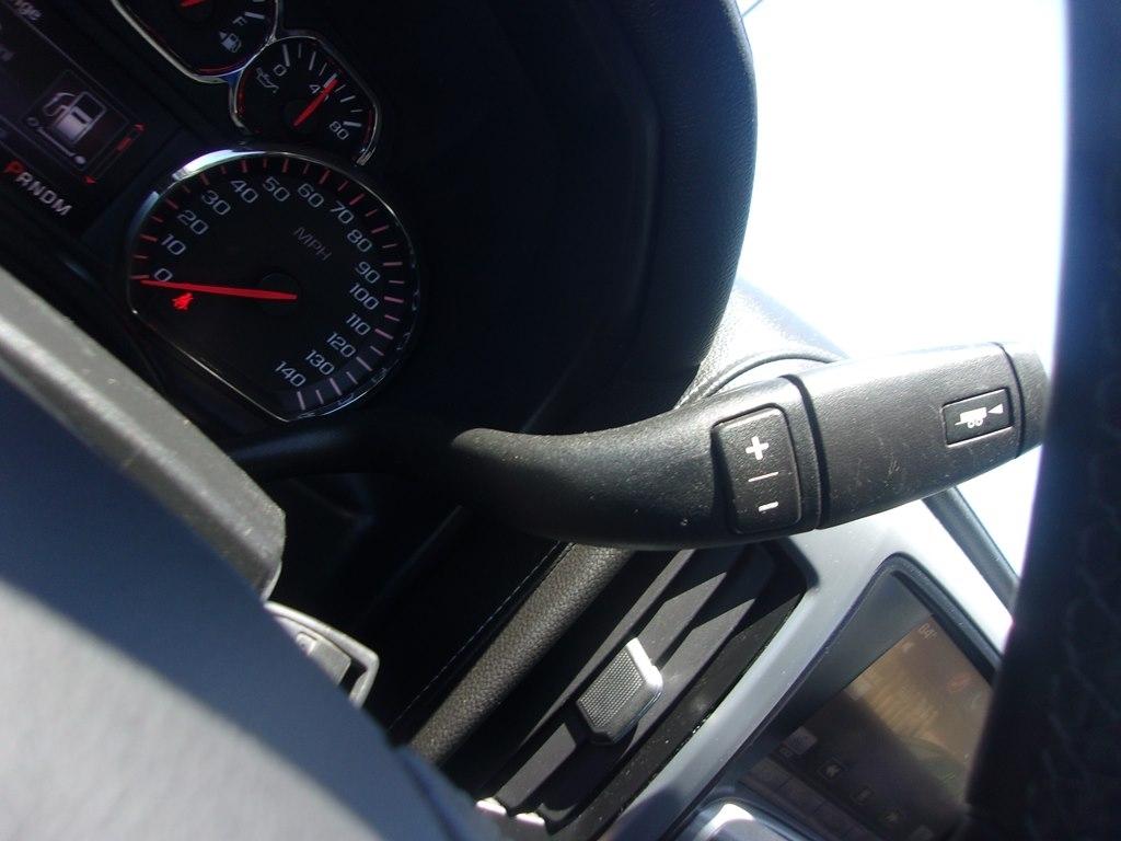 GMC Sierra 1500 4WD Crew Cab 143.5" SLE 2014