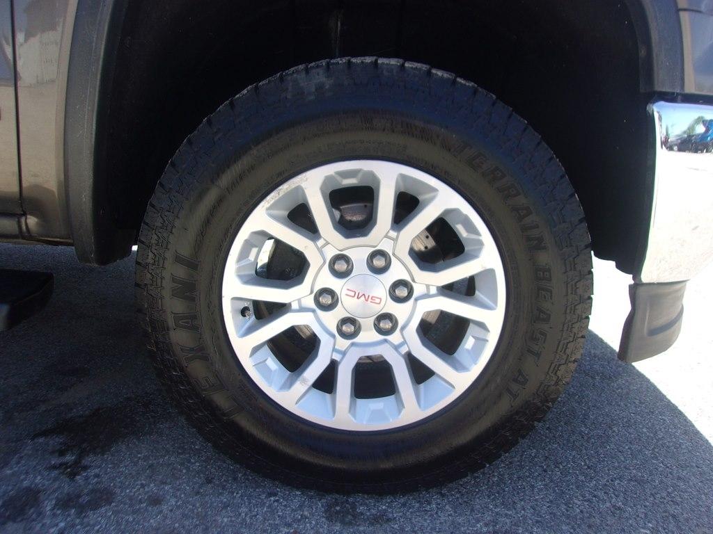GMC Sierra 1500 4WD Crew Cab 143.5" SLE 2014