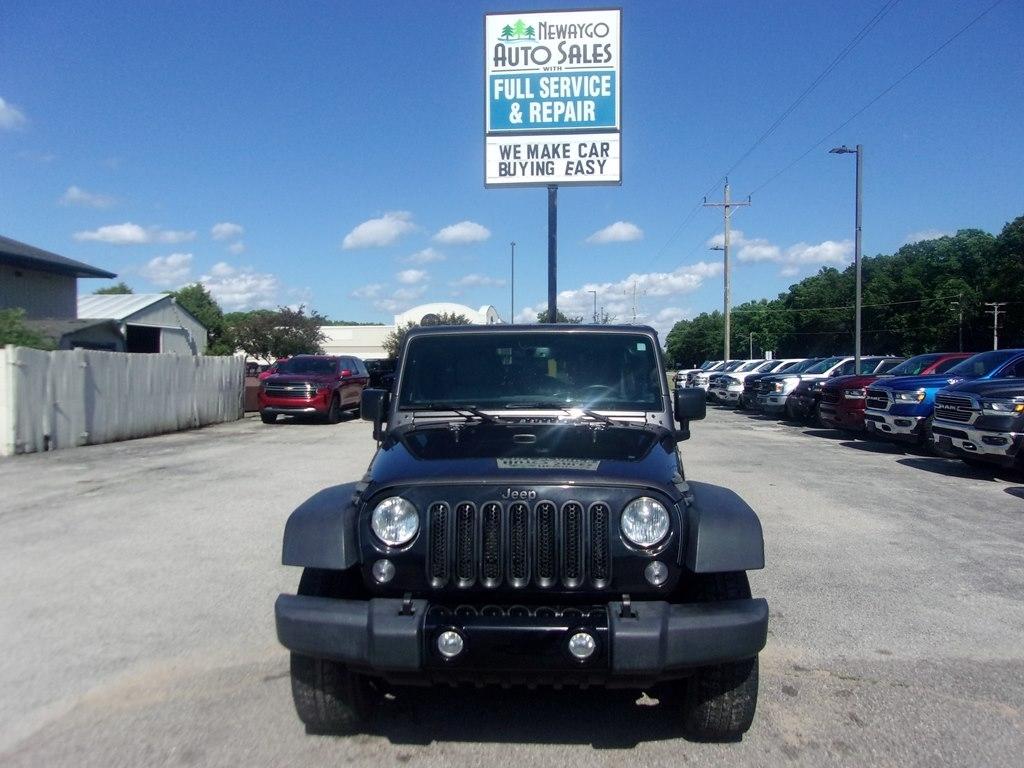 Jeep Wrangler Unlimited 4WD 4dr Willys Wheeler 2016