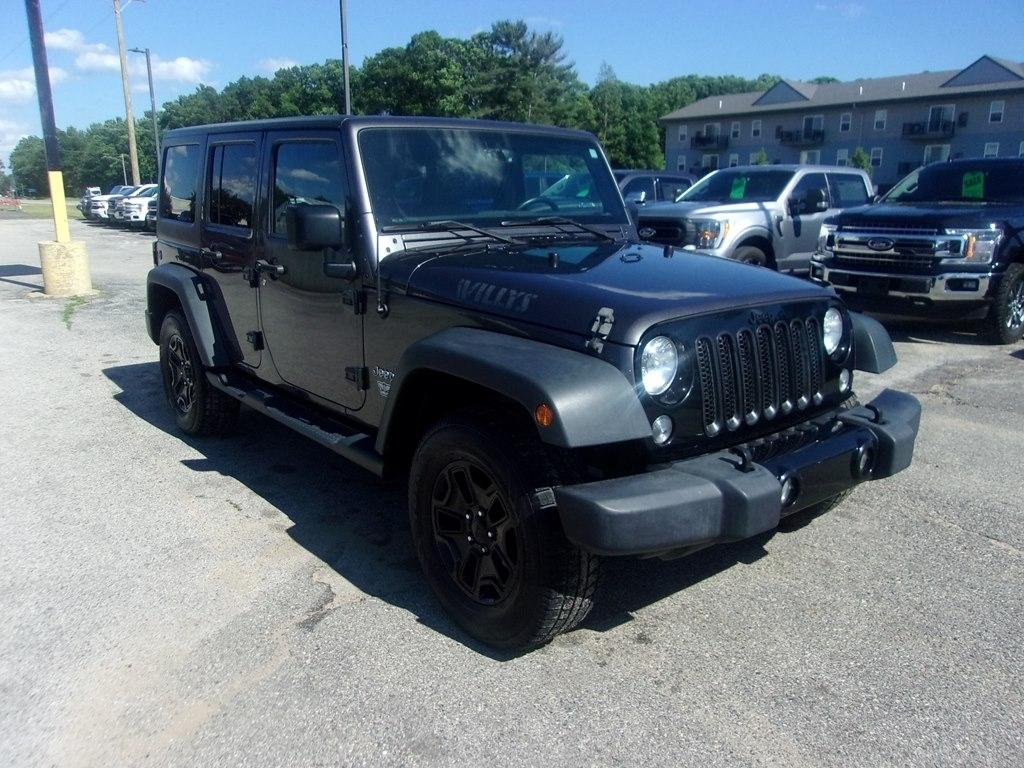 Jeep Wrangler Unlimited 4WD 4dr Willys Wheeler 2016