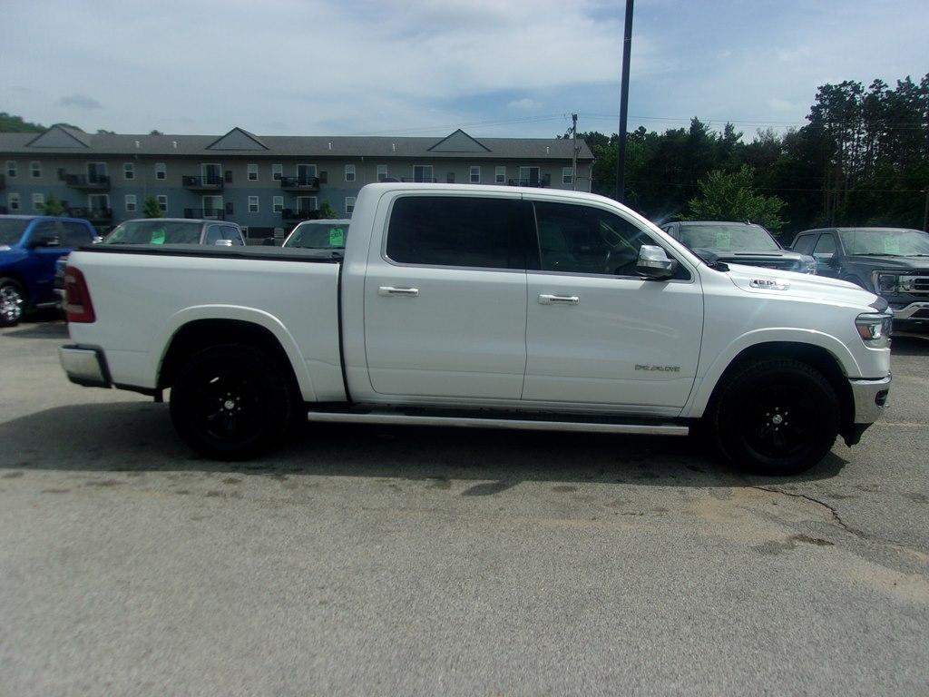 RAM 1500 Laramie 4x4 Crew Cab 5'7" Box 2021
