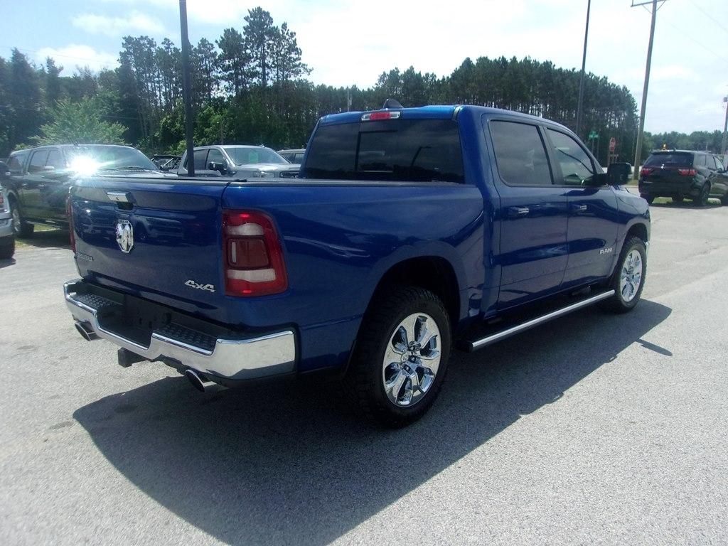 RAM 1500 Big Horn 4x4 Crew Cab 5'7" Box 2019