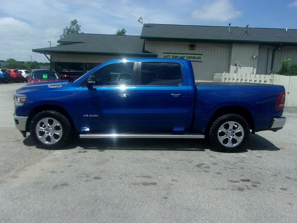 RAM 1500 Big Horn 4x4 Crew Cab 5'7" Box 2019