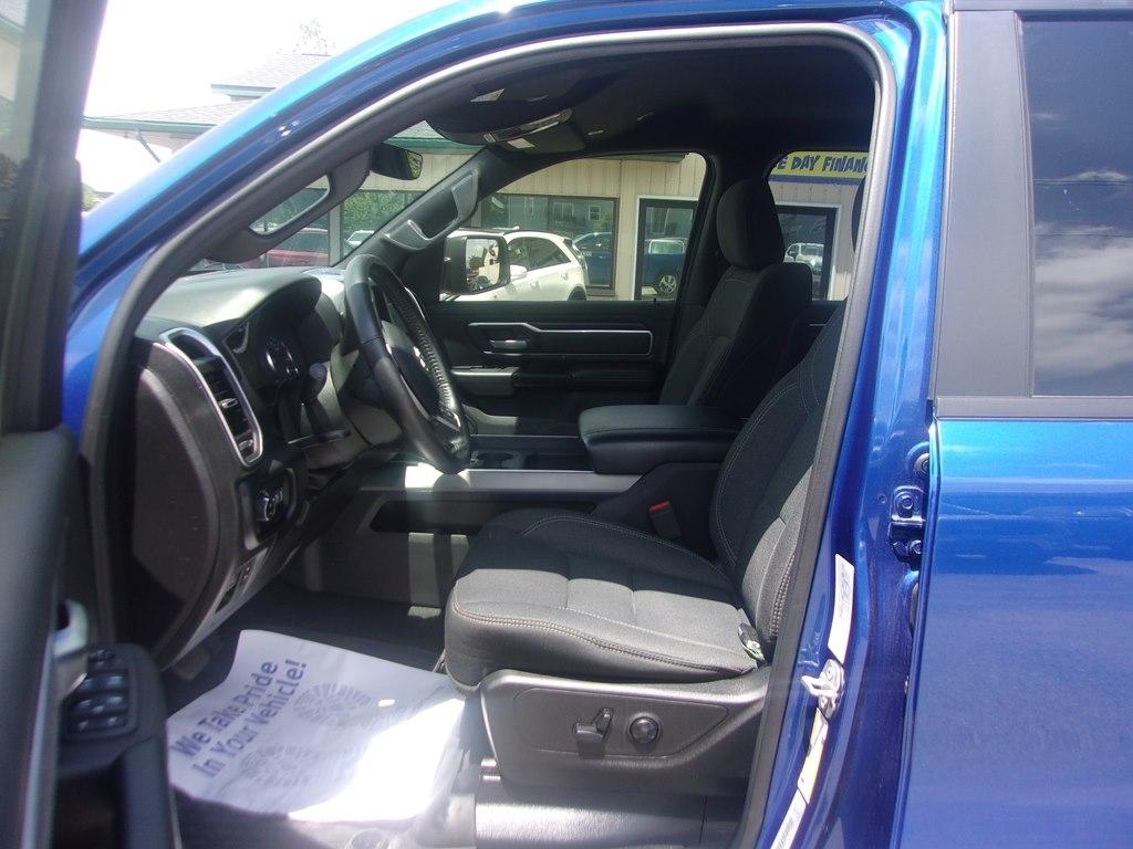 RAM 1500 Big Horn 4x4 Crew Cab 5'7" Box 2019