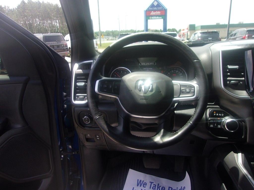 RAM 1500 Big Horn 4x4 Crew Cab 5'7" Box 2019