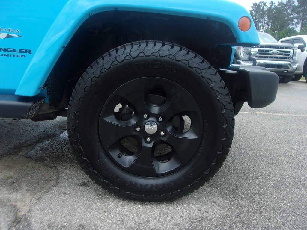 Jeep Wrangler Unlimited 4WD 4dr Sahara 2017