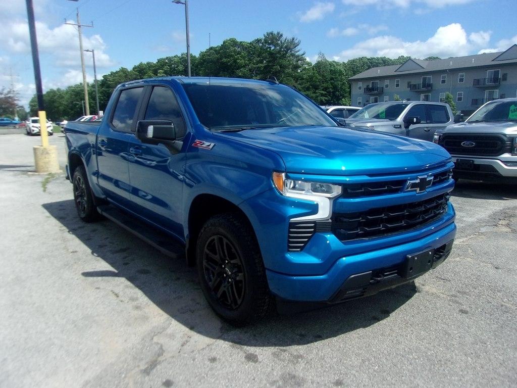 Chevrolet Silverado 1500 4WD Crew Cab 147" RST 2022