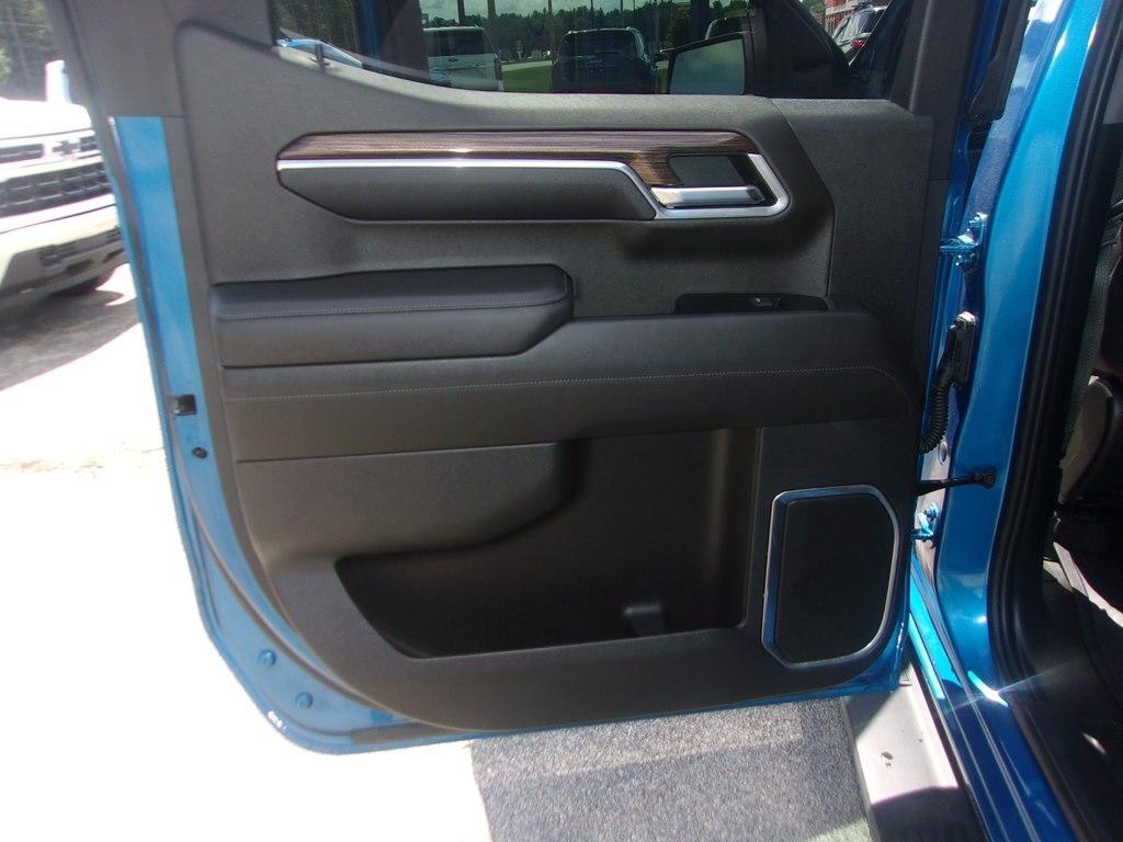 Chevrolet Silverado 1500 4WD Crew Cab 147" RST 2022