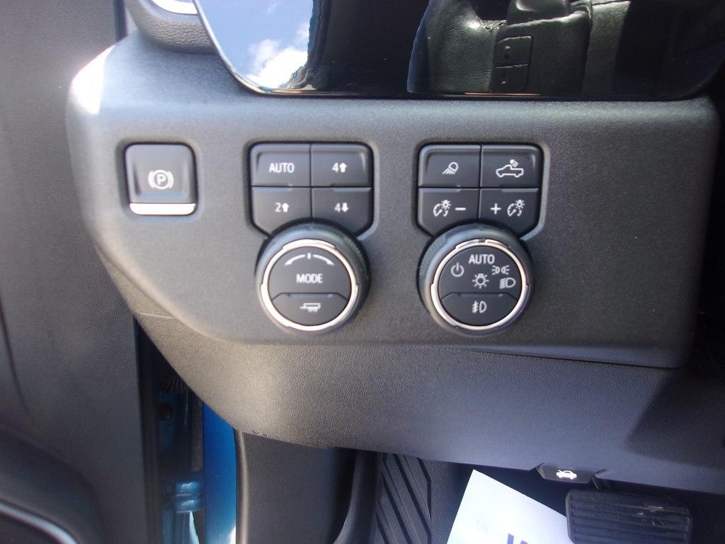 Chevrolet Silverado 1500 4WD Crew Cab 147" RST 2022