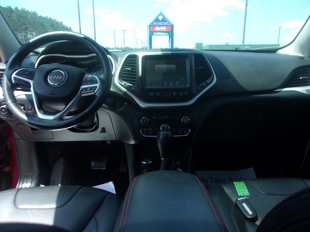 Jeep Cherokee 4WD 4dr Trailhawk 2016