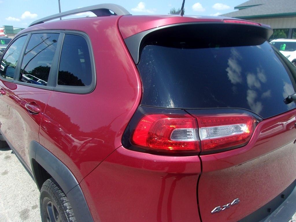 Jeep Cherokee 4WD 4dr Trailhawk 2016