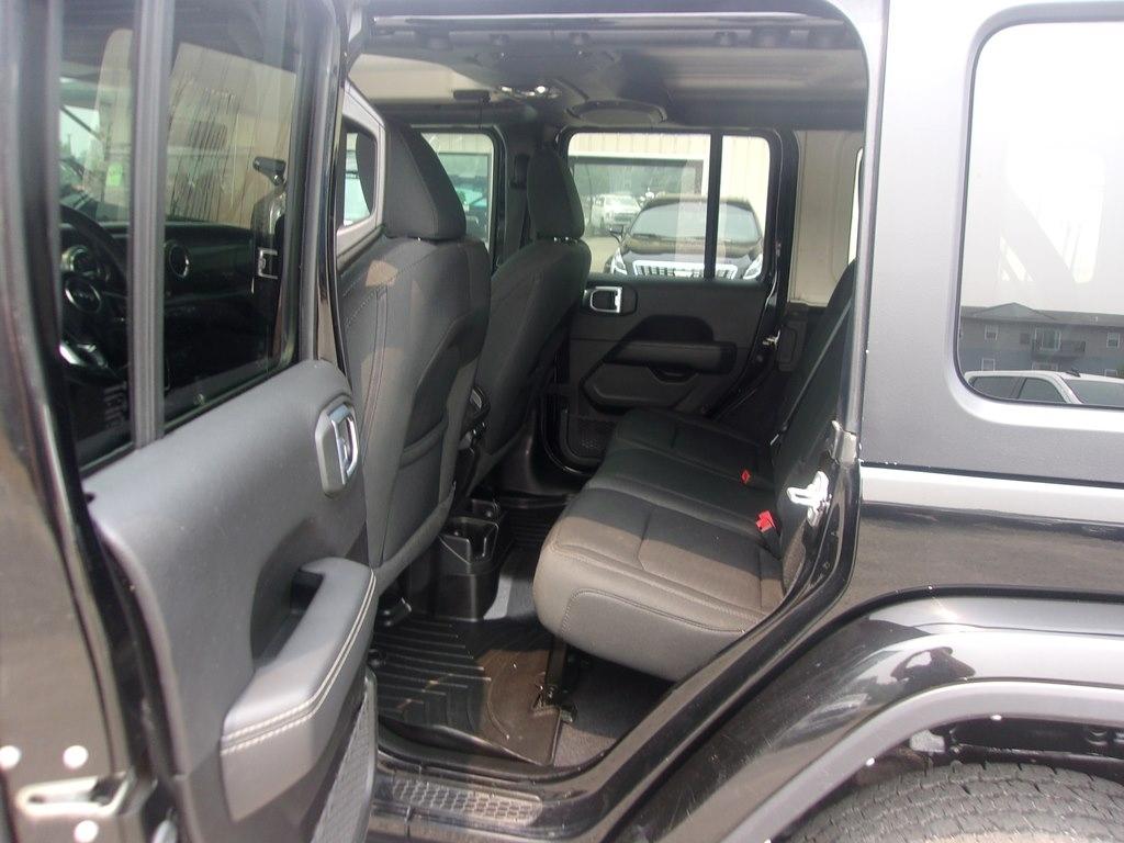 Jeep Wrangler Unlimited Sahara 4x4 2021