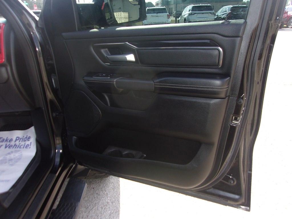 RAM 1500 Sport 4x4 Crew Cab 5'7" Box 2019