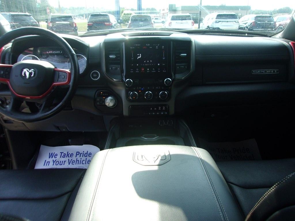 RAM 1500 Sport 4x4 Crew Cab 5'7" Box 2019