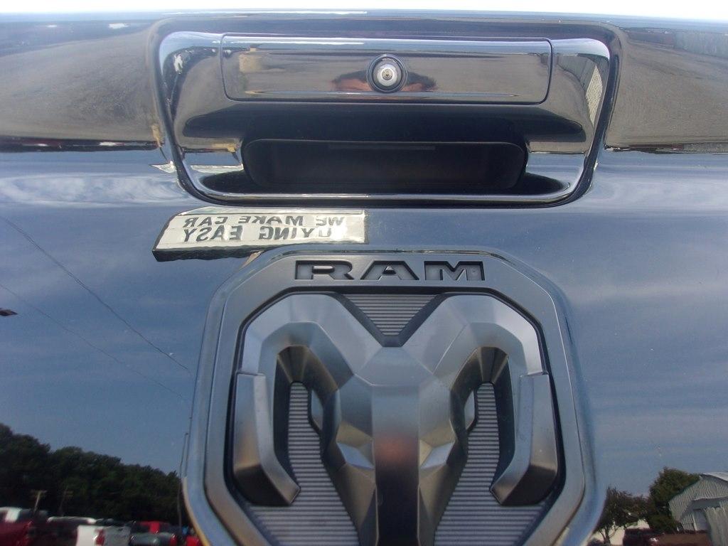 RAM 1500 Sport 4x4 Crew Cab 5'7" Box 2019