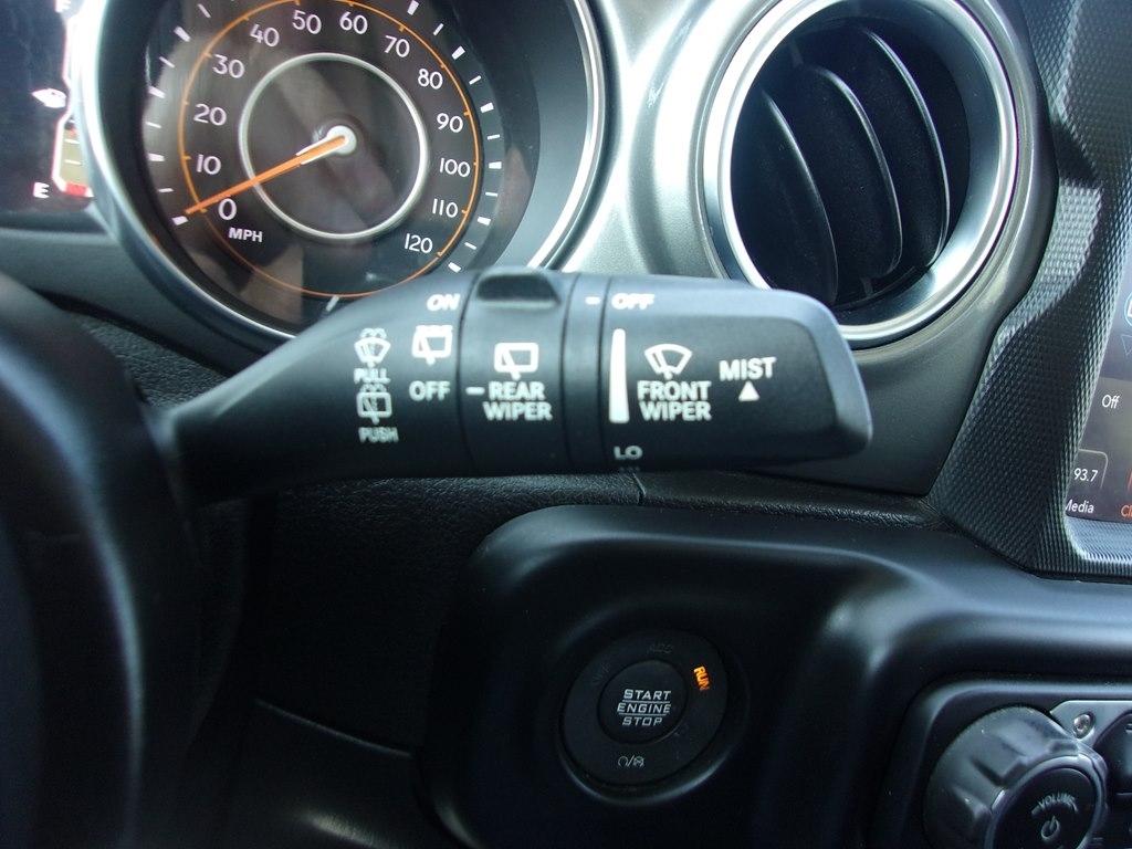 Jeep Wrangler Unlimited Sahara 4x4 2021