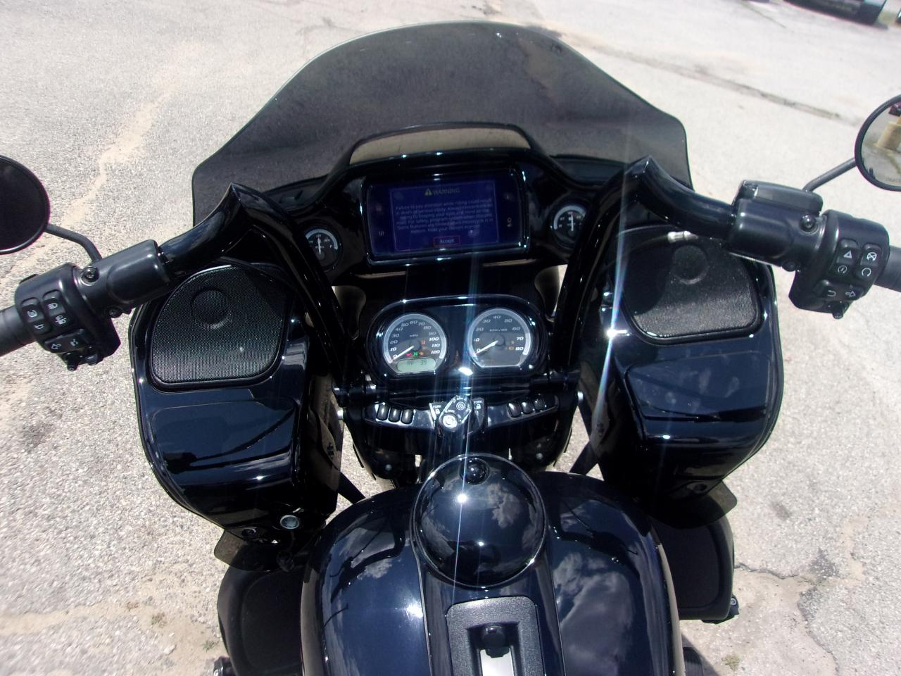 Harley-Davidson Road Glide  2021