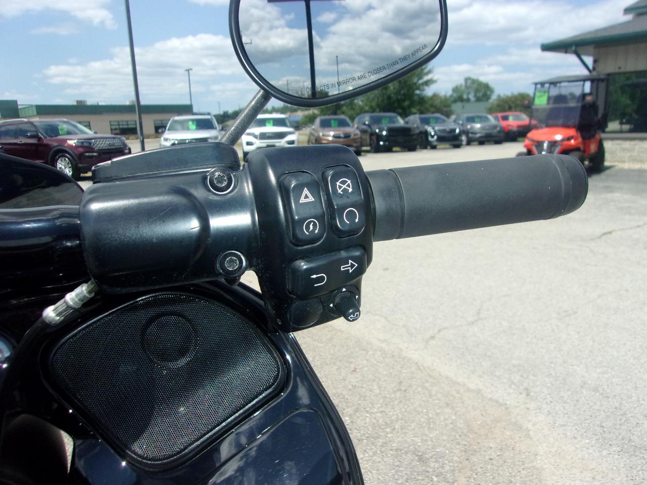 Harley-Davidson Road Glide  2021