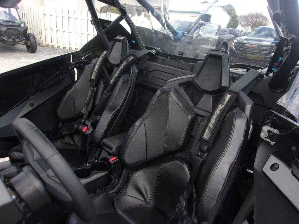 Polaris RZR  2024