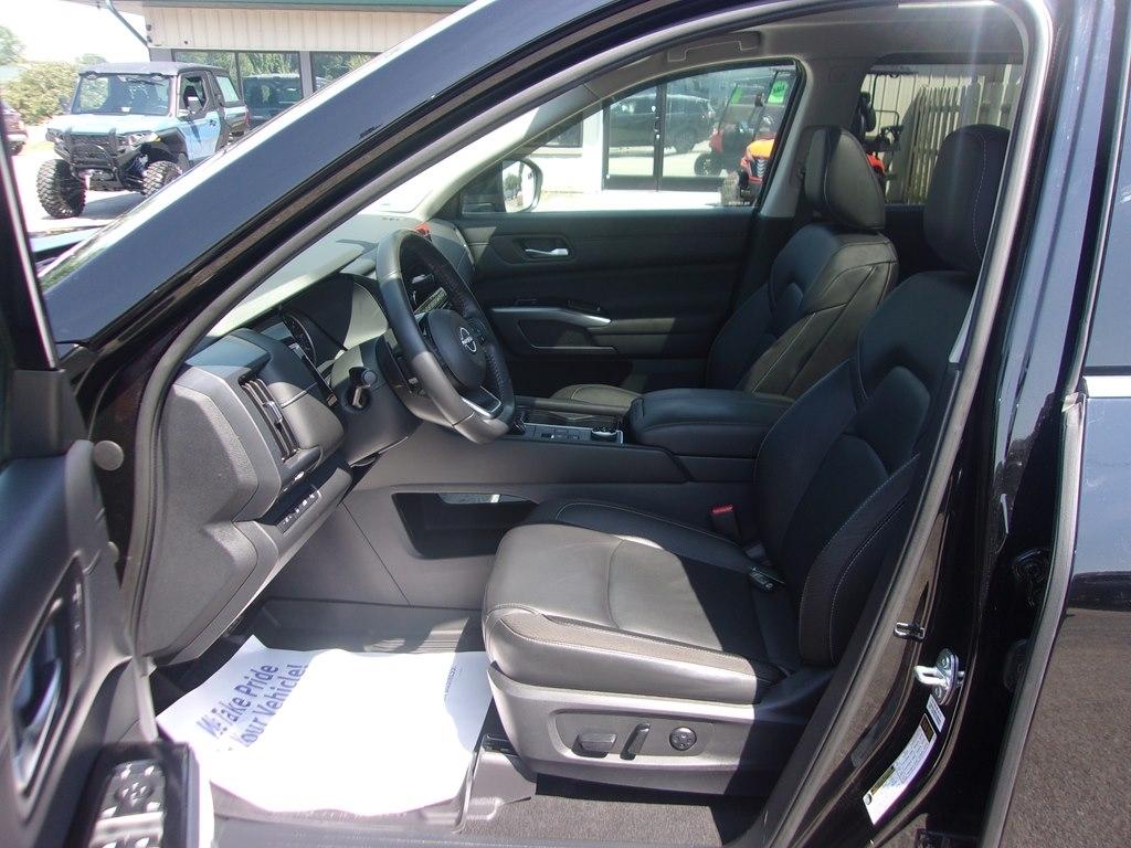 Nissan Pathfinder SL 4WD 2022