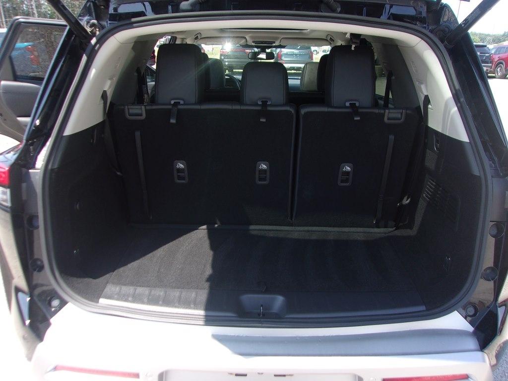 Nissan Pathfinder SL 4WD 2022