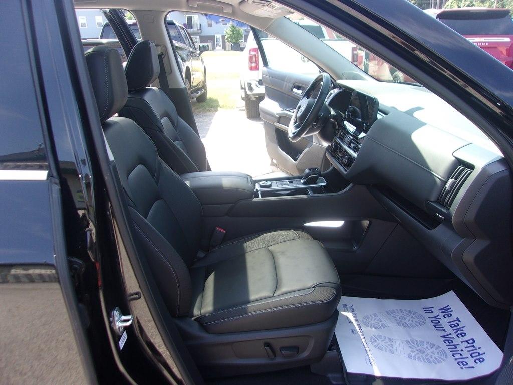 Nissan Pathfinder SL 4WD 2022