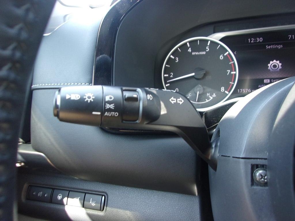 Nissan Pathfinder SL 4WD 2022