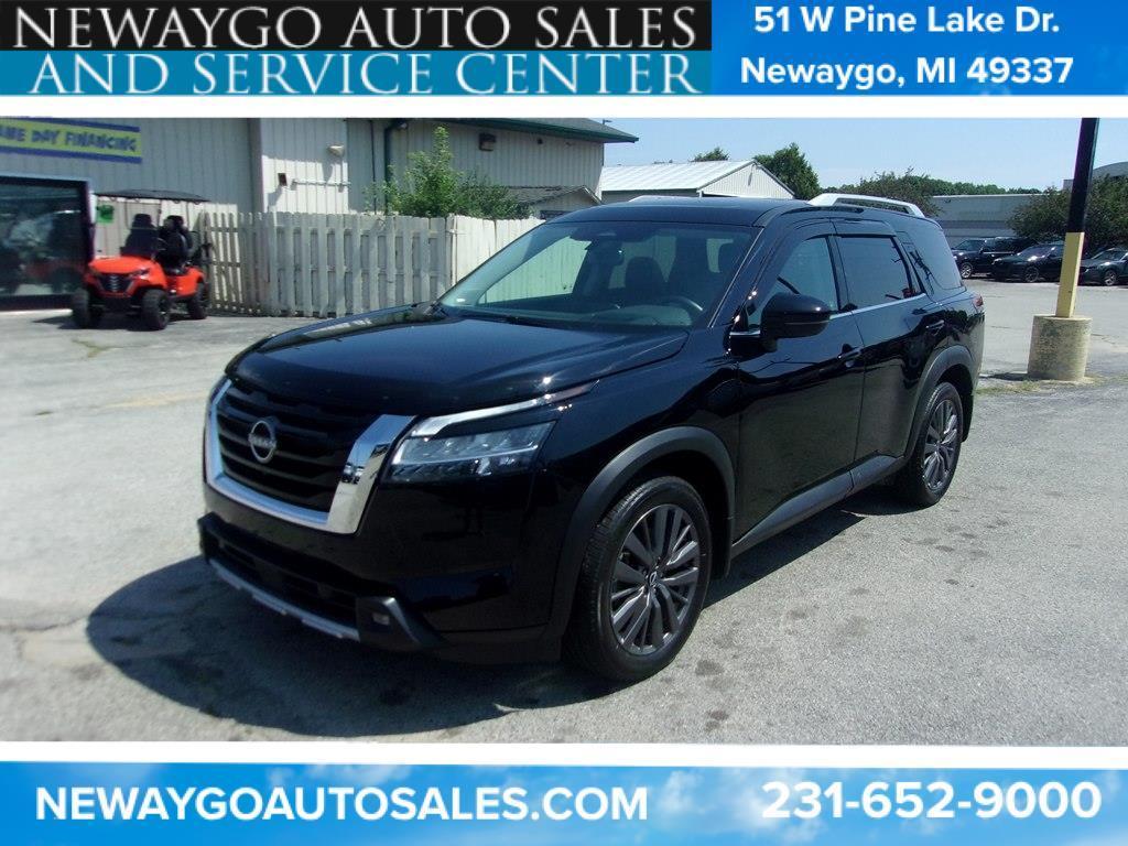 2022 Nissan Pathfinder SL 4WD