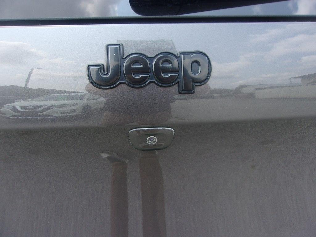 Jeep Cherokee North Special Edition FWD *Ltd Avail* 2018