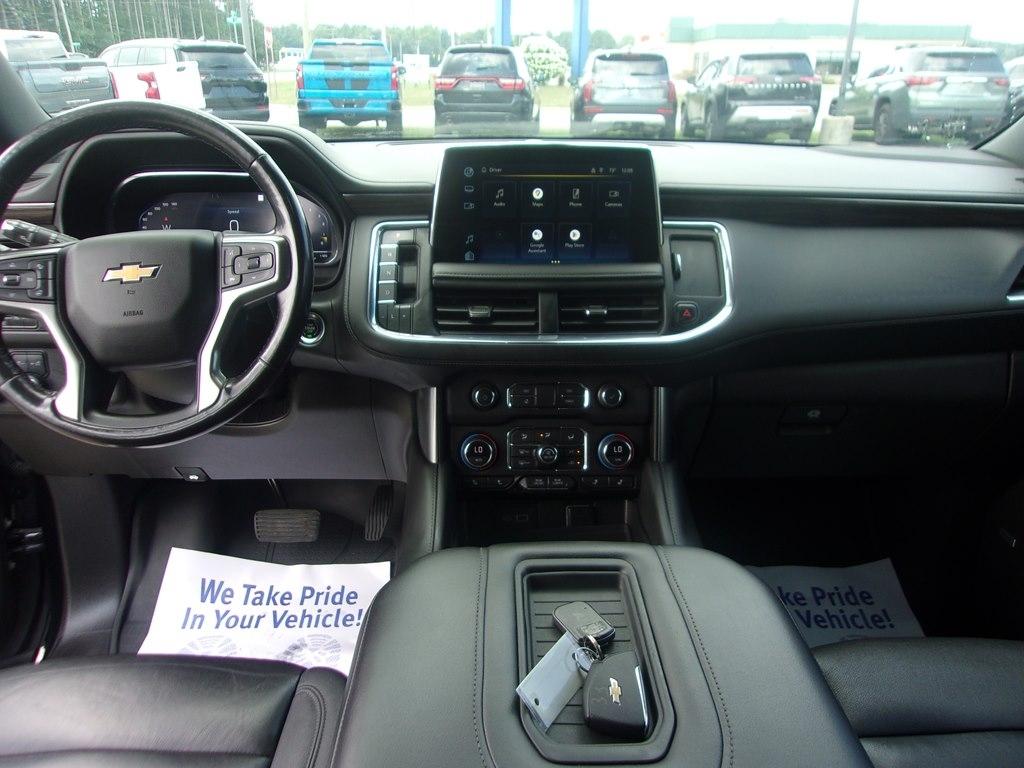 Chevrolet Suburban 4WD 4dr LT 2022