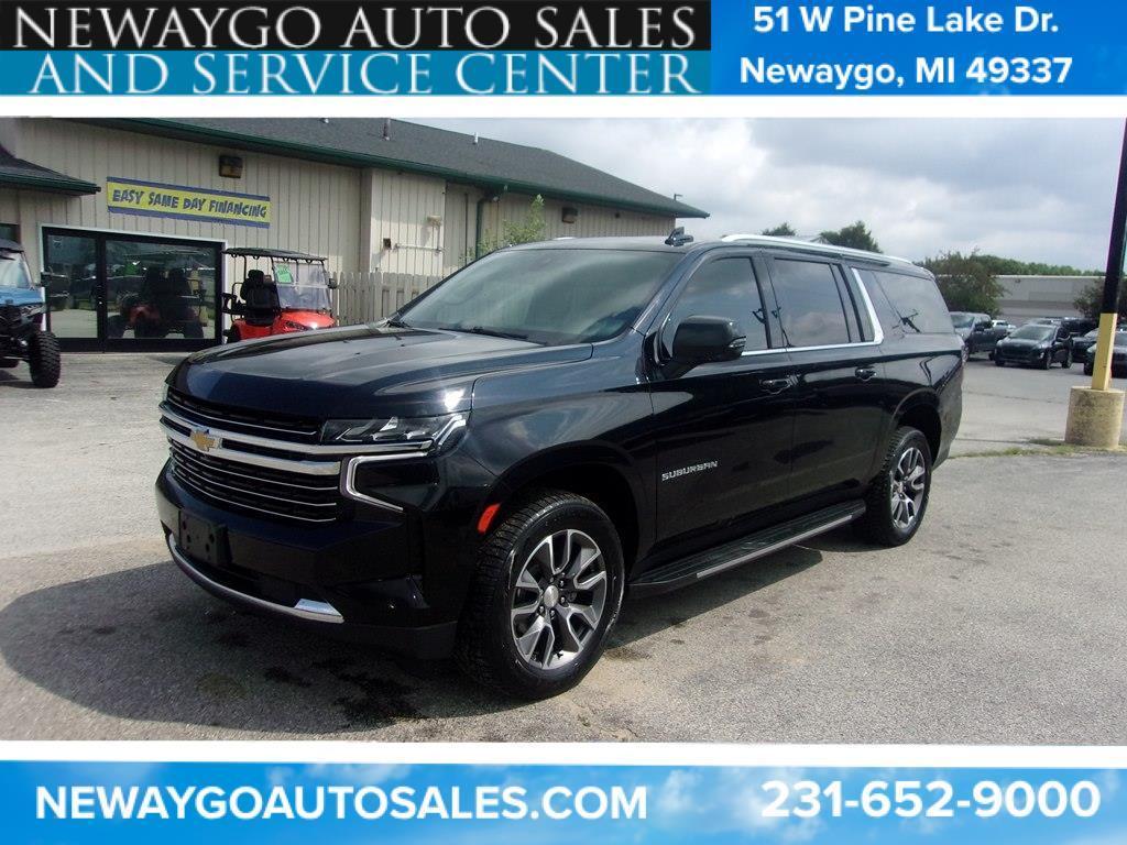 2022 Chevrolet Suburban 4WD 4dr LT