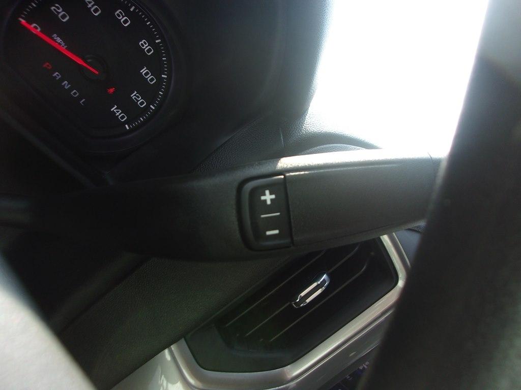 Chevrolet Silverado 1500 4WD Crew Cab 147" Custom 2024
