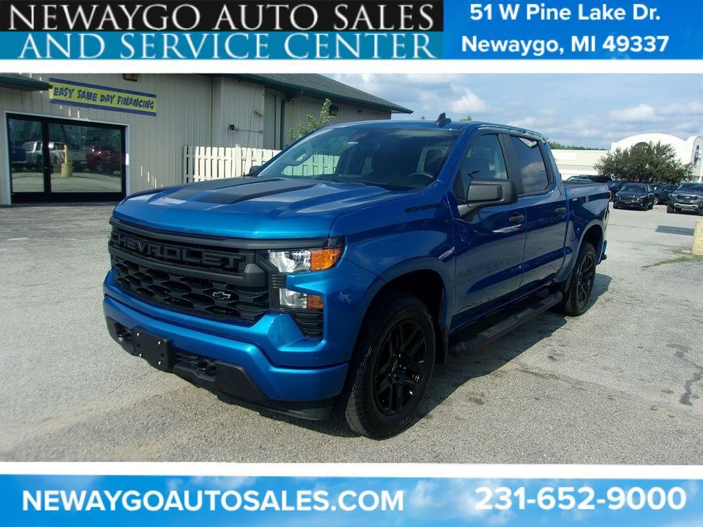 2024 Chevrolet Silverado 1500 4WD Crew Cab 147" Custom