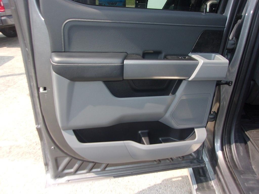 Ford F-150 XLT 4WD SuperCrew 5.5' Box 2023