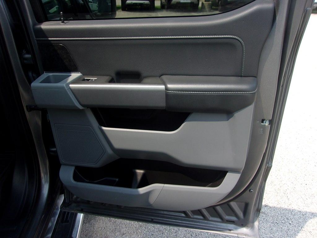 Ford F-150 XLT 4WD SuperCrew 5.5' Box 2023