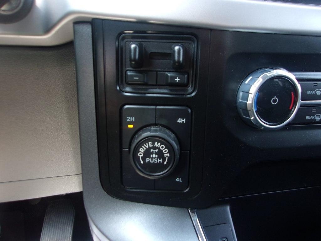 Ford F-150 XLT 4WD SuperCrew 5.5' Box 2023