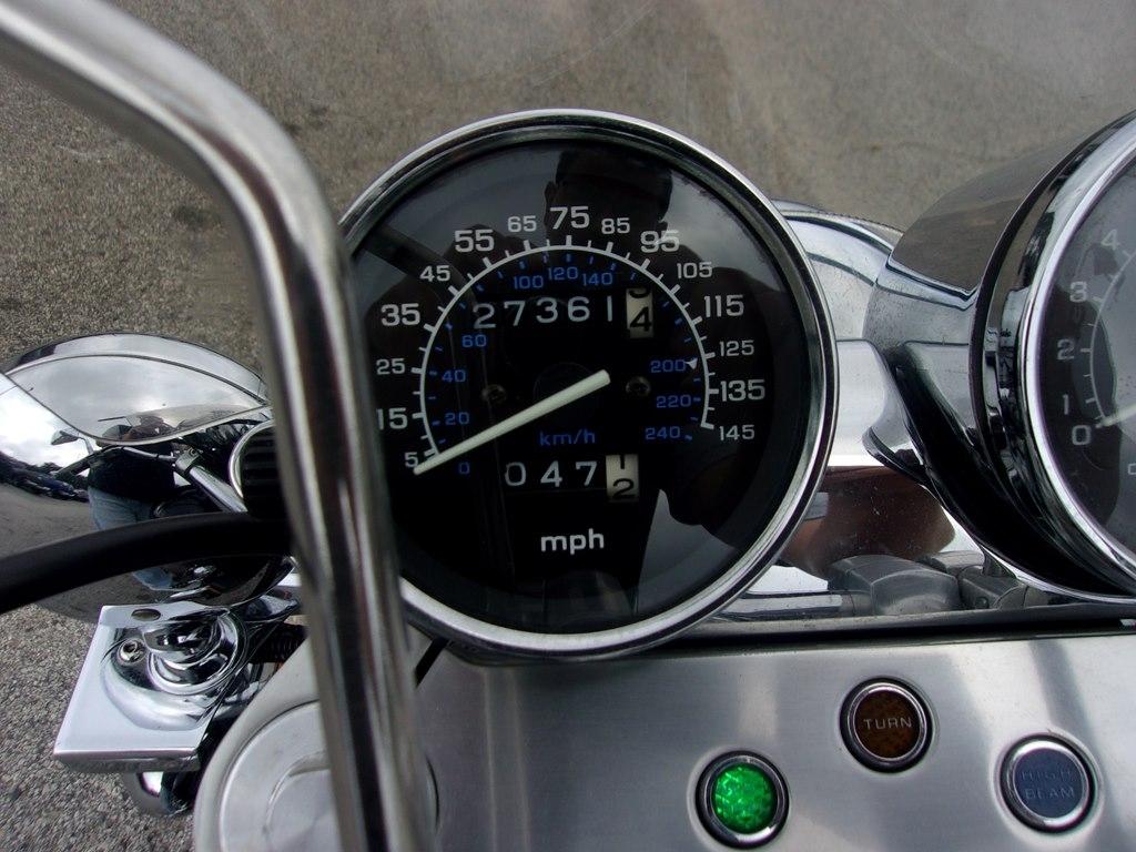 Honda Magna  2000