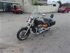 2000 Honda Magna 