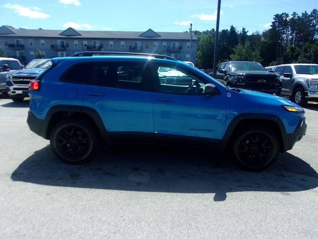 Jeep Cherokee 4WD 4dr Trailhawk 2017