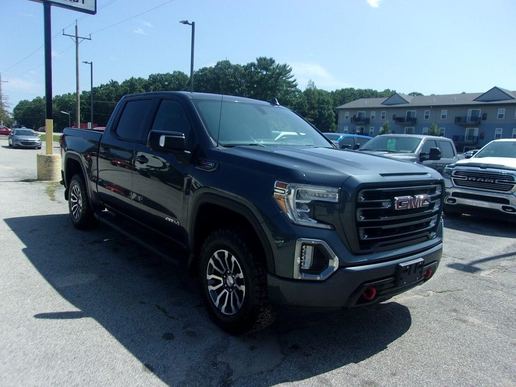 GMC Sierra 1500 Limited 4WD Crew Cab 147" AT4 2022