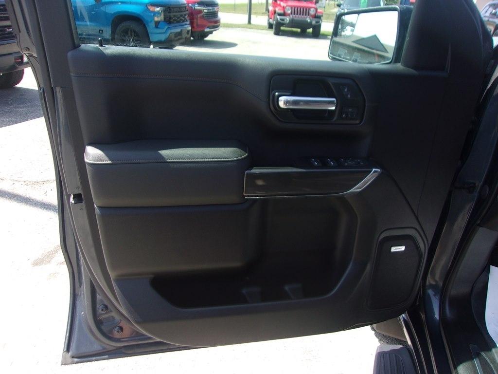 GMC Sierra 1500 Limited 4WD Crew Cab 147" AT4 2022